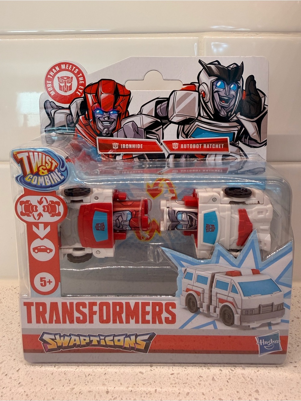Hasbro Transformers Swapticons Ironhide & Autobot Ratchet White, Red, Blue